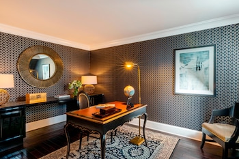 Presidential Suite, 1 Bedroom, Bay View (King)