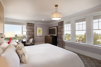 Deluxe Room, 1 King Bed (Grab Bars)
