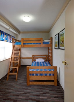 Family Suite, 2 Bedrooms, Non Smoking, Refrigerator & Microwave (with Sofabed;Bunk beds)
