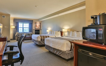 Standard Room, 2 Queen Beds, Non Smoking, Fireplace (with Sofabed)
