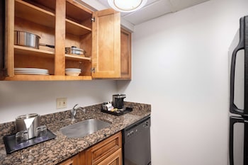 Suite, 1 Bedroom, Kitchen