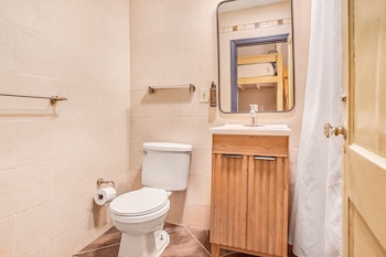 Shared Dormitory (1 Bed in 6 Bed Room)