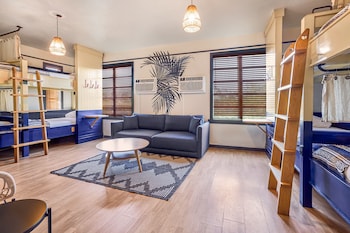 Shared Female Dorm (1 Bed in 8 Bed Room)