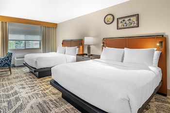 Standard Room, 2 Queen Beds, Non Smoking, Refrigerator & Microwave