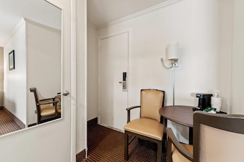 Room, 1 Queen Bed, Non Smoking