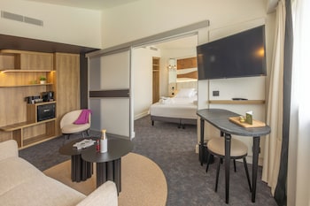 Junior Suite, 1 Double Bed with Sofa bed (Privilege)