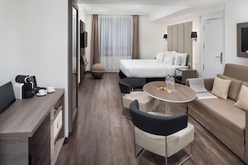Premium Room, Bathtub (The Level)