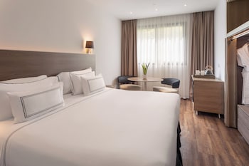Communicated Room (Grand Premium, The Level)