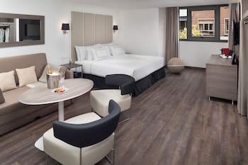 Premium Room, Bathtub (Grand, The Level, (2+2))
