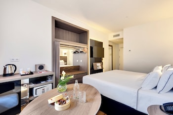Melia Room