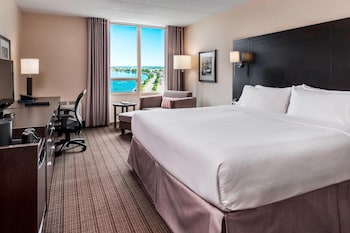 Room, 1 Queen Bed (View)