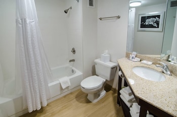 Room, 2 Queen Beds, Non Smoking (Upgrade)