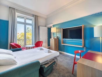 Suite, 1 Queen Bed