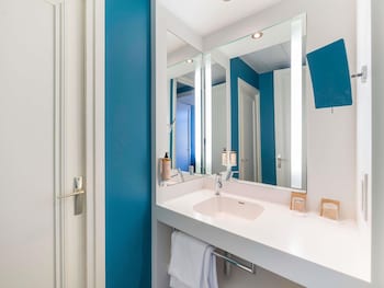 Suite, 1 Queen Bed