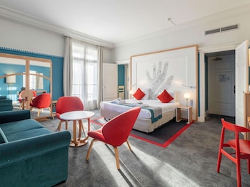 Privilege, Premium Room, 1 Queen Bed with Sofa bed