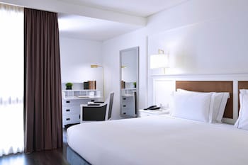 Standard Room, City View