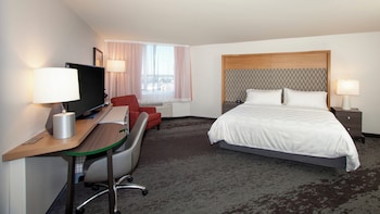 Standard Room, 1 King Bed, Corner