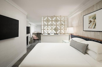 Premier King Suite with Balcony
