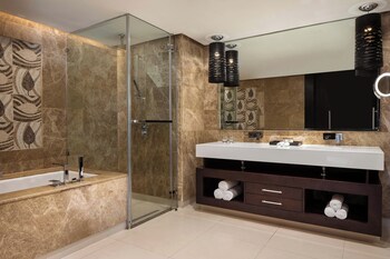 Club Suite, 1 King Bed