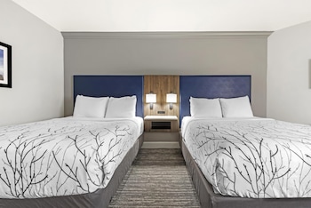 Standard Room, 2 Queen Beds, Non Smoking, Patio