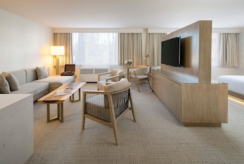 Junior Suite, 1 King Bed