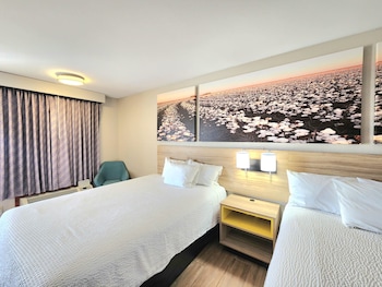 Standard Room, 2 Queen Beds