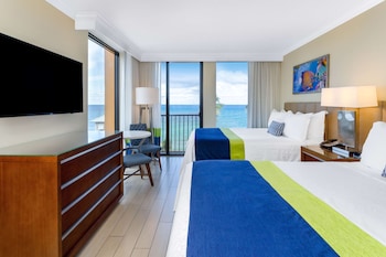 Room, 2 Queen Beds, Non Smoking, Corner