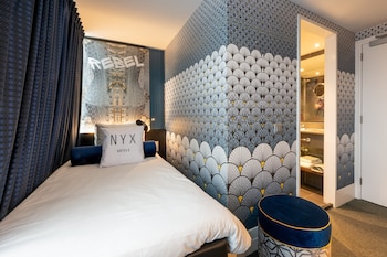 Small Room, 1 Single Bed