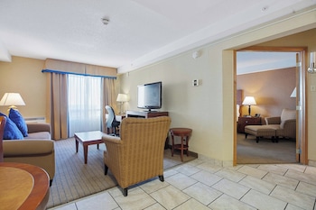Executive Suite, 1 King Bed, Non Smoking