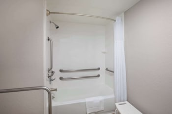 Room, 1 King Bed, Accessible, Non Smoking (Mobility, Tub W/Grab Bars)