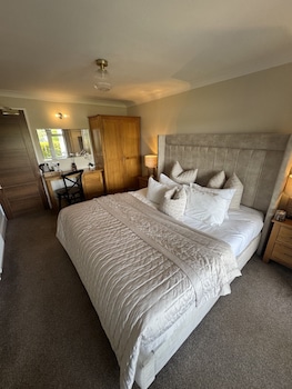 Cosy double with Hot Tub