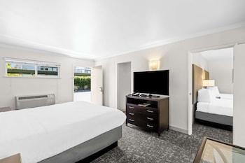 Family Suite, Multiple Beds, Non Smoking