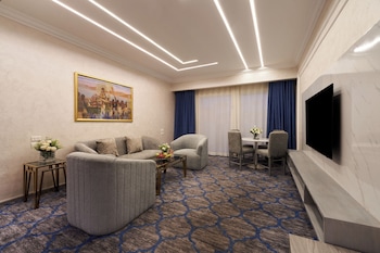 King Bed Duplex Suite