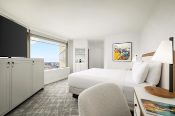 Room, 1 King Bed, City View (Skyline View)