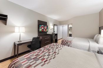 Deluxe Room, 2 Queen Beds, Non Smoking