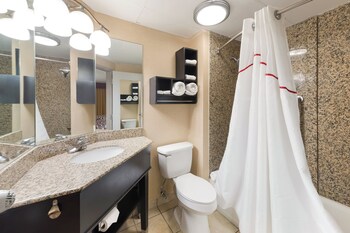 Deluxe Room, 2 Queen Beds, Non Smoking