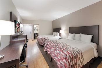 Deluxe Room, 2 Queen Beds, Non Smoking