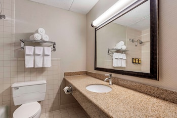 Standard Room, 2 Queen Beds, Non Smoking, Refrigerator & Microwave