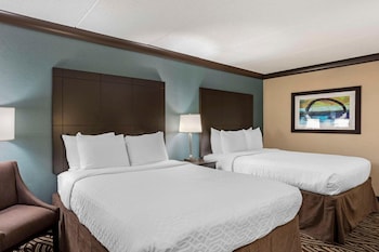 Standard Double Room, 2 Queen Beds