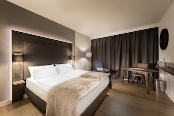 Executive Room, 1 King Bed
