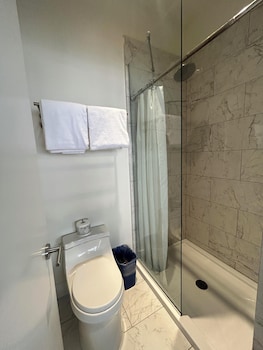 Premier Room, 1 King Bed, Non Smoking, City View