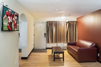 Suite, 1 King Bed, Non Smoking, Jetted Tub