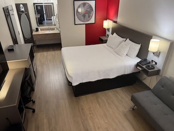 Room, 1 King Bed, Non Smoking