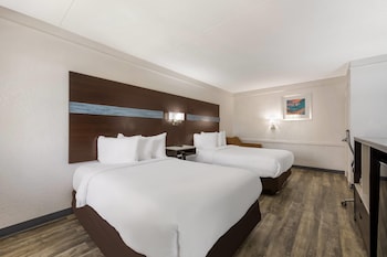 Standard Room, 2 Double Beds, Smoking