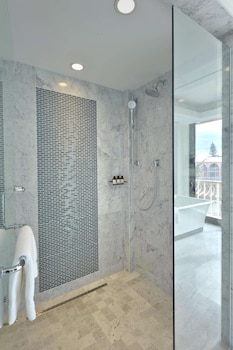 Suite, 2 Bedrooms, Balcony, Harbor View (Patience)