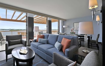 Suite, 2 Bedrooms, Balcony, Harbor View (Patience)