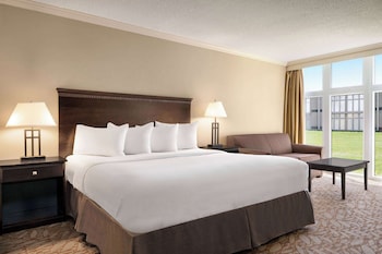 Executive Room, 1 King Bed, Non Smoking