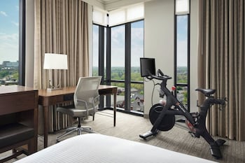 Room, 1 King Bed, City View