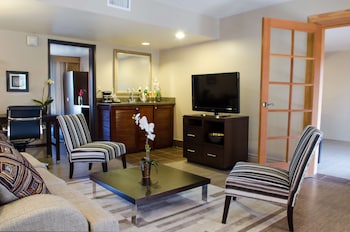 Presidential Suite, 1 King Bed, Non Smoking