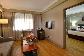 Suite, 1 Double Bed, City View